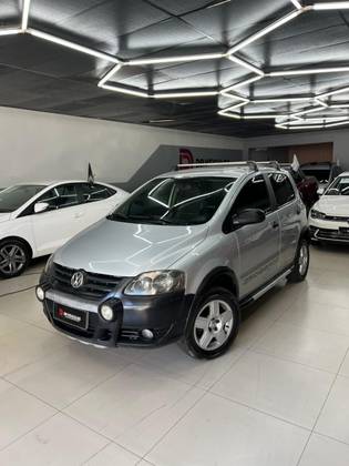 VOLKSWAGEN CROSSFOX 1.6 MI FLEX 8V 4P MANUAL VOLKSWAGEN CROSSFOX 1.6 MI FLEX 8V 4P MANUAL